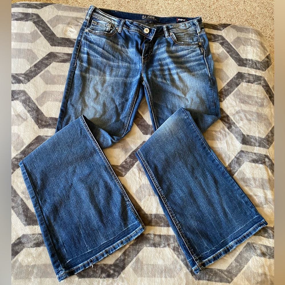 Silver Jeans Aiko Mid Flare Super Stretch